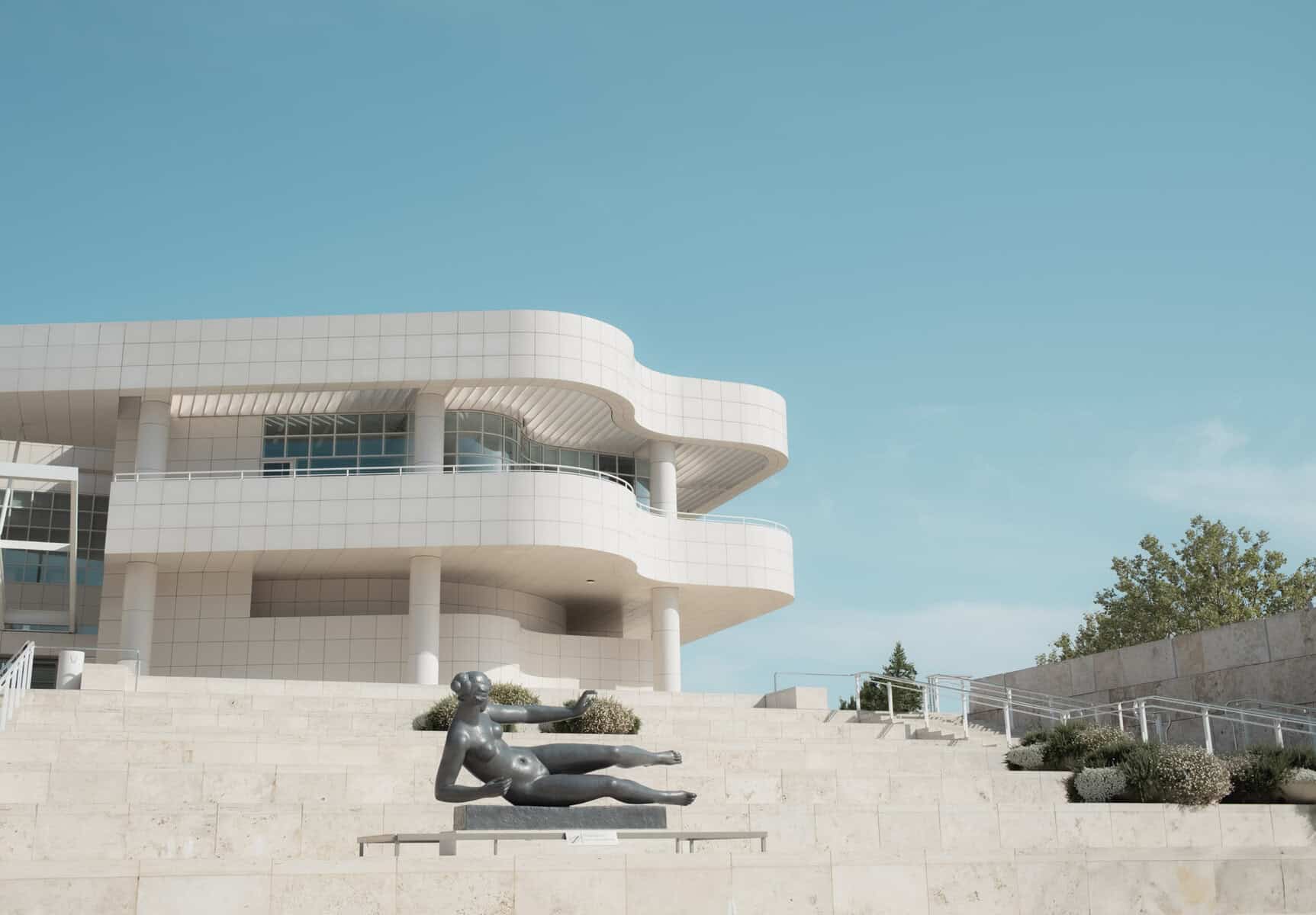 Getty Center，免費入館的洛杉磯美術館，在藝術與陽光之間散步